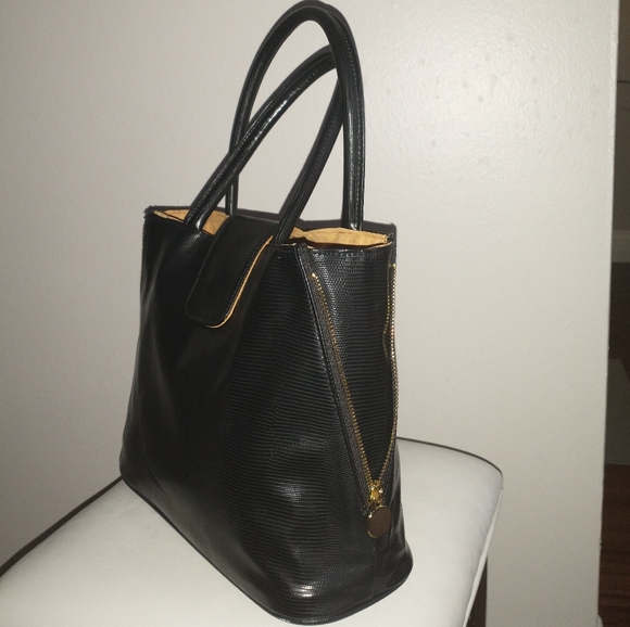 Magnetic Closure HandBag | Geir Ness Norway - Picture 3 of 11